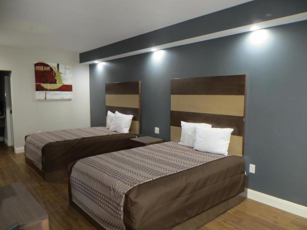 Grand Villa Inn And Suites Westchase/Chinatown Хюстън Екстериор снимка